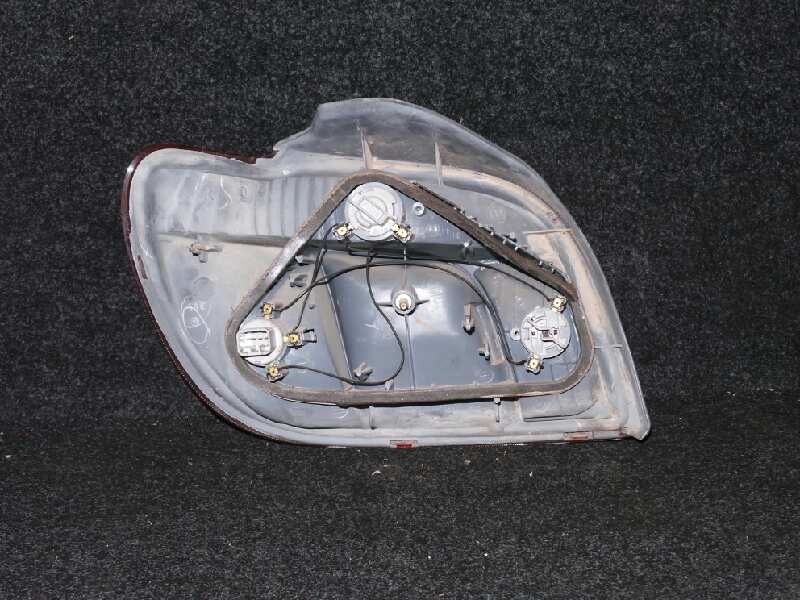 Recambio de piloto trasero derecho para toyota yaris (ncp1/nlp1/scp1) 1.0 cat referencia OEM IAM  98-03 