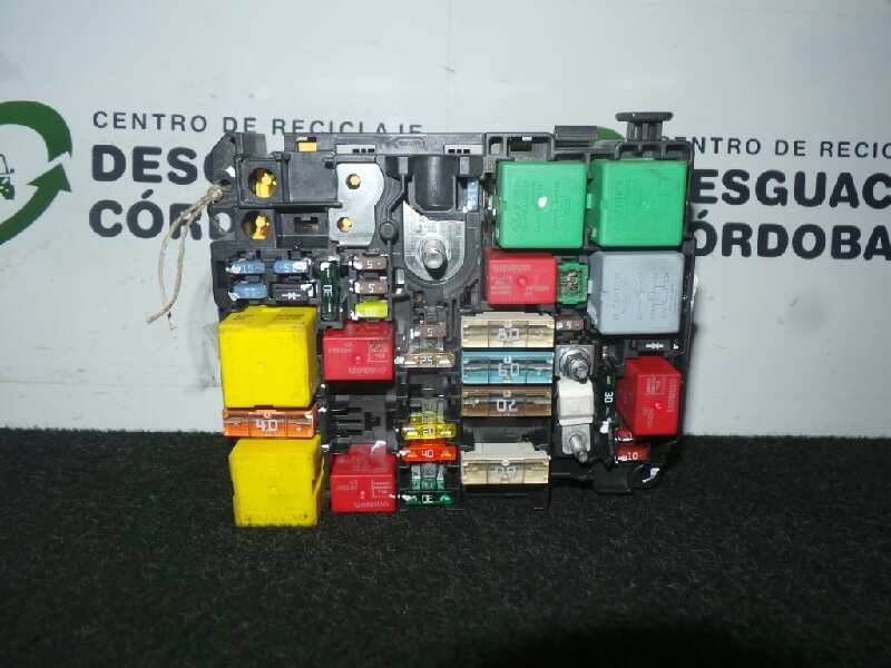 Recambio de caja reles / fusibles para peugeot 208 1.2 12v vti referencia OEM IAM 4525852-452585206 BFRM2010 