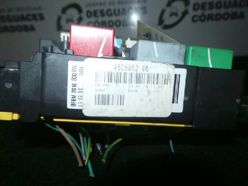 Recambio de caja reles / fusibles para peugeot 208 1.2 12v vti referencia OEM IAM 4525852-452585206 BFRM2010 