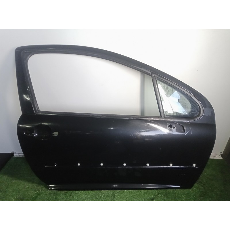 Recambio de puerta delantera derecha para peugeot 207 1.4 referencia OEM IAM  3.PUERTAS 