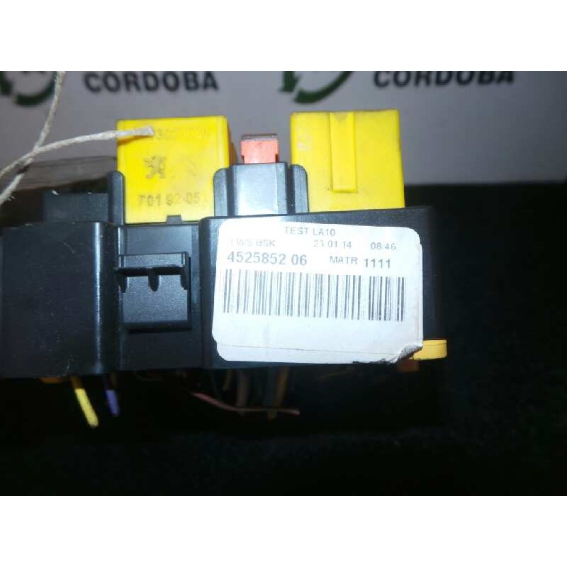Recambio de caja reles / fusibles para peugeot 208 1.2 12v vti referencia OEM IAM 4525852-452585206 BFRM2010 