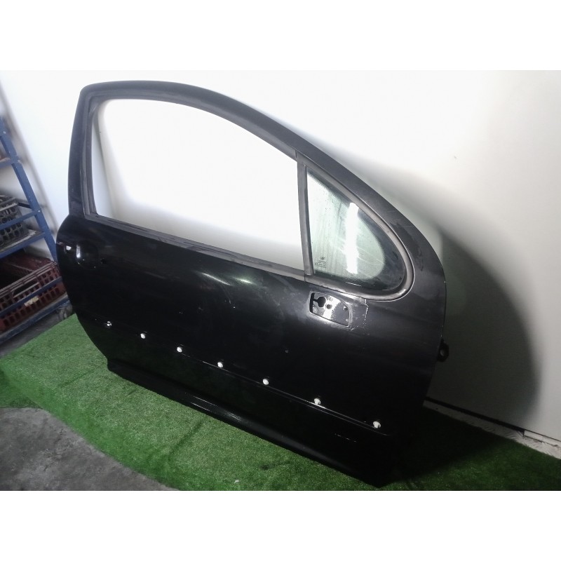 Recambio de puerta delantera derecha para peugeot 207 1.4 referencia OEM IAM  3.PUERTAS 