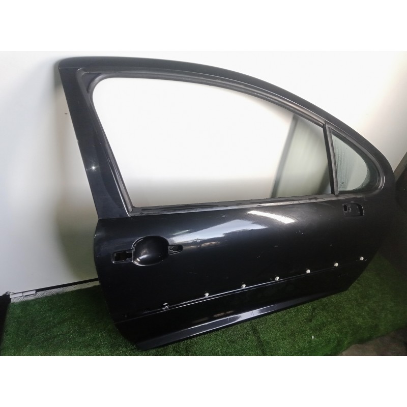Recambio de puerta delantera derecha para peugeot 207 1.4 referencia OEM IAM  3.PUERTAS 