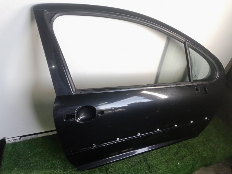Recambio de puerta delantera derecha para peugeot 207 1.4 referencia OEM IAM  3.PUERTAS 