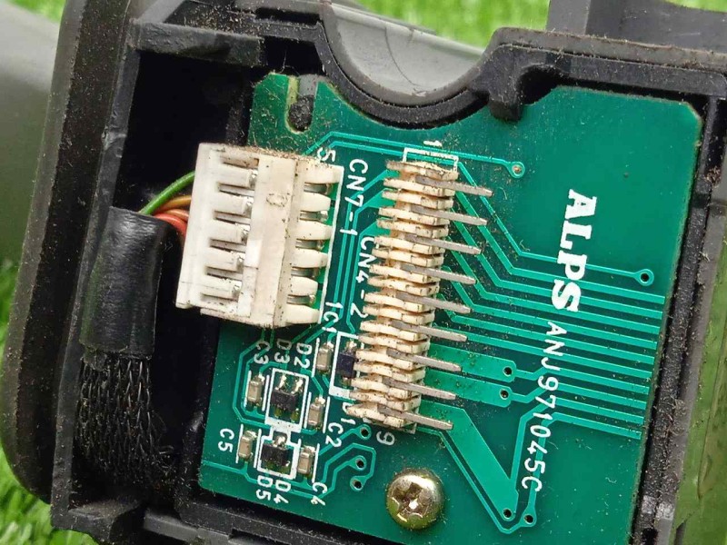 Recambio de mando limpia para volvo s80 berlina 2.4 diesel cat referencia OEM IAM 9452387  