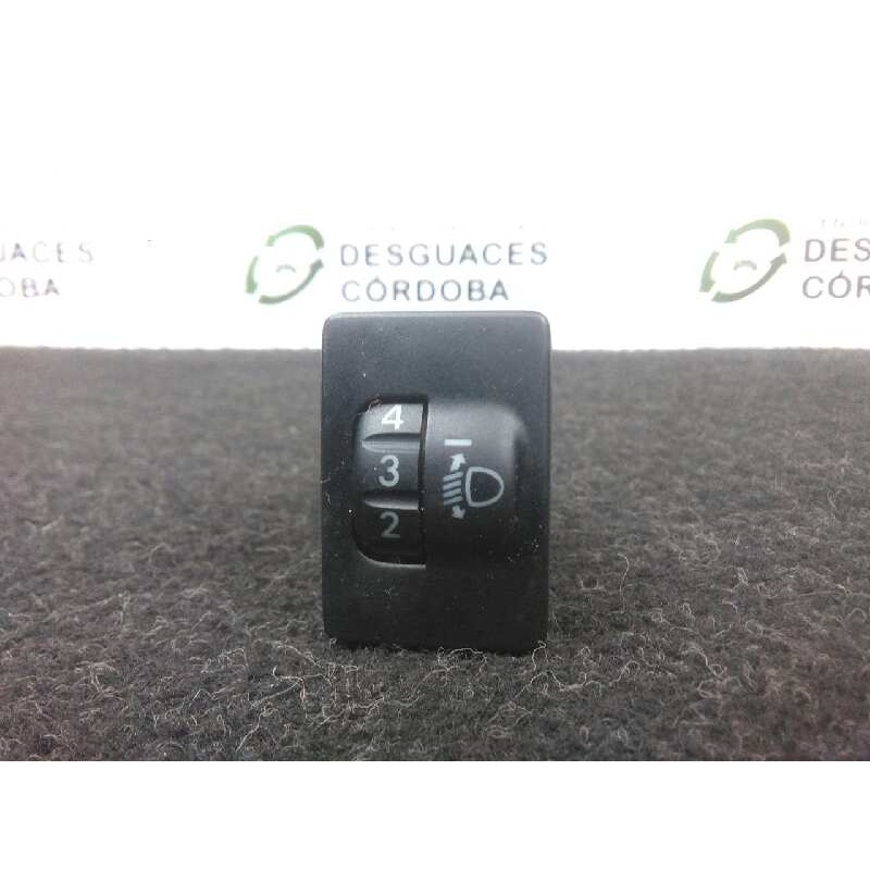 Recambio de regulador faros para toyota land cruiser (j15) 3.0 turbodiesel cat referencia OEM IAM 8415252101-134159  