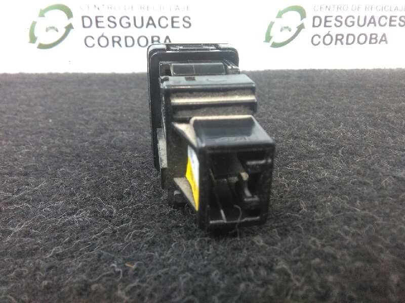 Recambio de regulador faros para toyota land cruiser (j15) 3.0 turbodiesel cat referencia OEM IAM 8415252101-134159  