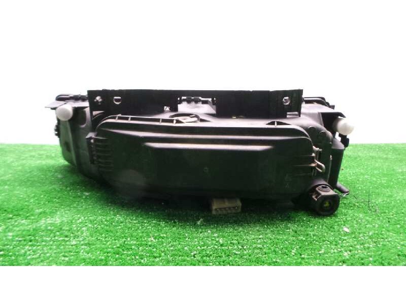 Recambio de faro derecho para citroën xantia berlina 1.6 referencia OEM IAM  1.SERIE 