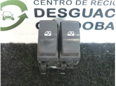 Recambio de mando elevalunas delantero izquierdo para renault scenic ii 1.9 dci diesel referencia OEM IAM  CONECTOR.GRIS 