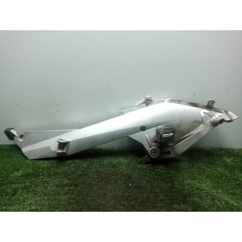 Recambio de posapie para bmw r 1200 rt/st referencia OEM IAM 46717675290-4671767529002-46712310404-46712330764 DERECHO 