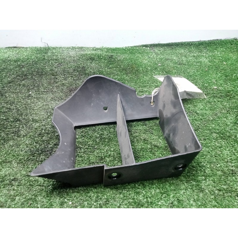 Recambio de moldura para bmw f 650 referencia OEM IAM 17112343553 R13 - 00-06 