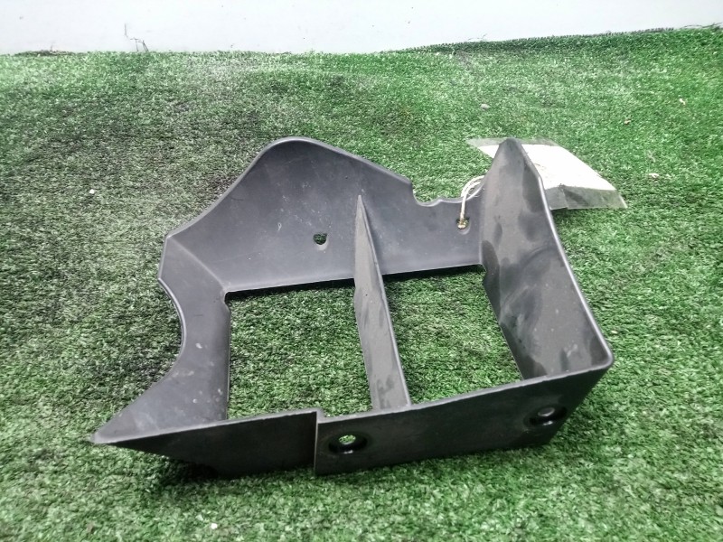 Recambio de moldura para bmw f 650 referencia OEM IAM 17112343553 R13 - 00-06 