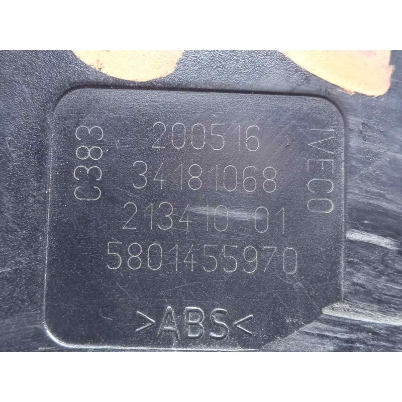 Recambio de enganche cinturon delantero derecho para iveco daily furgón 2.3 diesel cat referencia OEM IAM 5801455970  