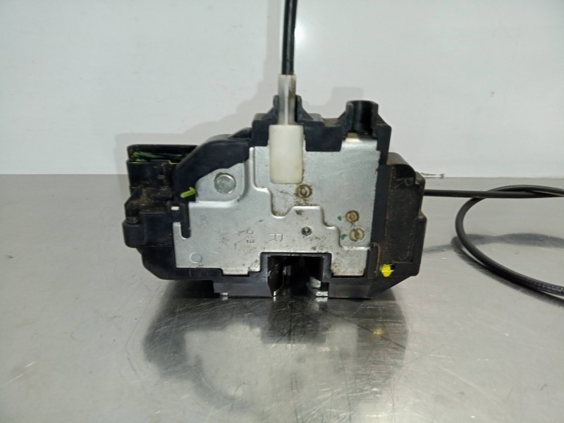 Recambio de cerradura puerta delantera derecha para nissan micra (k12e) 1.2 cat referencia OEM IAM   
