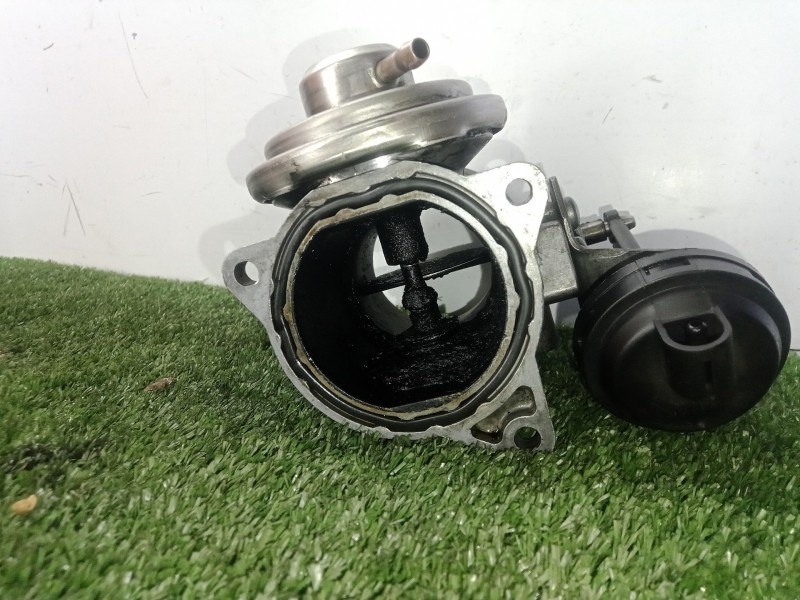 Recambio de valvula egr para skoda octavia berlina (1z3) 1.9 tdi referencia OEM IAM 03G131501A WAHLER 