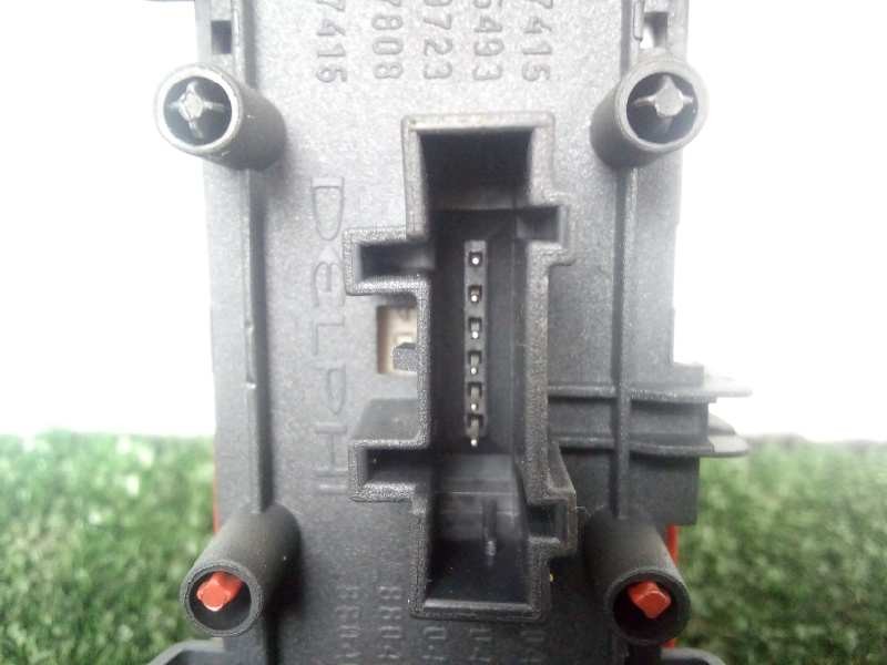 Recambio de warning para renault scenic ii 1.5 dci diesel referencia OEM IAM 8200107808 2.BOTONES 