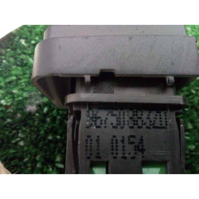 Recambio de interruptor para peugeot 208 1.2 12v vti referencia OEM IAM 96750883ZD-010154  