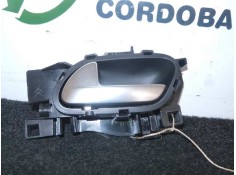 Recambio de maneta interior delantera izquierda para peugeot 208 1.2 12v vti referencia OEM IAM   