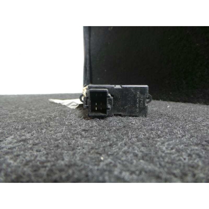 Recambio de mando elevalunas trasero derecho para daewoo tacuma 1.6 cat referencia OEM IAM   6 PINES