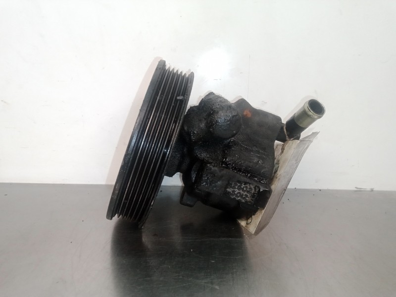 Recambio de bomba direccion para opel astra f berlina 1.6 16v referencia OEM IAM 90409232  237