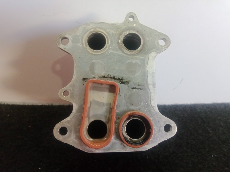 Recambio de enfriador aceite motor para skoda fabia combi 1.4 tdi dpf referencia OEM IAM 03L117021C  