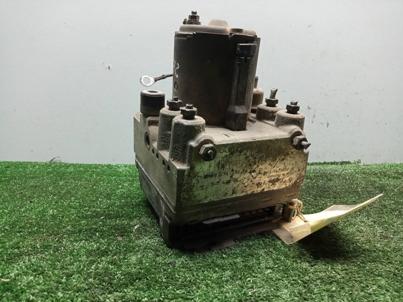 Recambio de abs para volvo v40 familiar referencia OEM IAM 0265216016-30821396-0273004120  