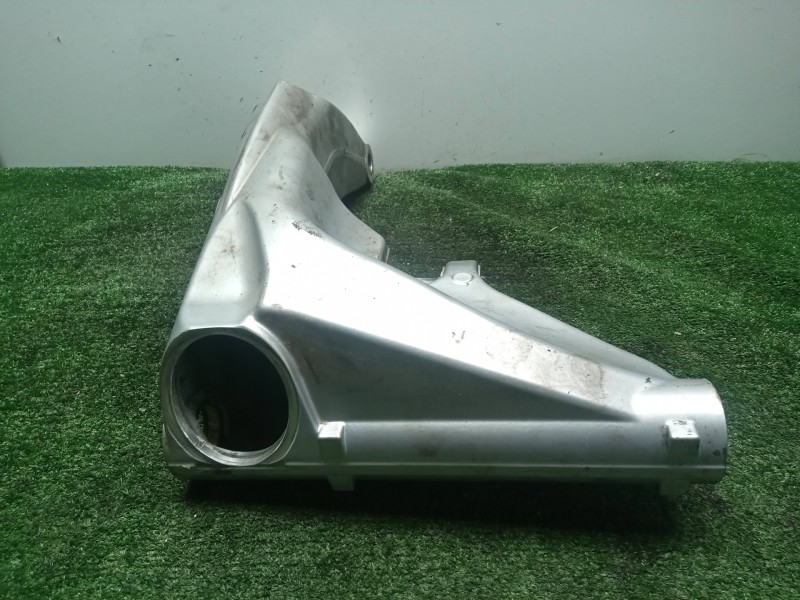 Recambio de basculante para bmw r 1200 rt/st referencia OEM IAM 33178523876-7669909 K26 TRASERO