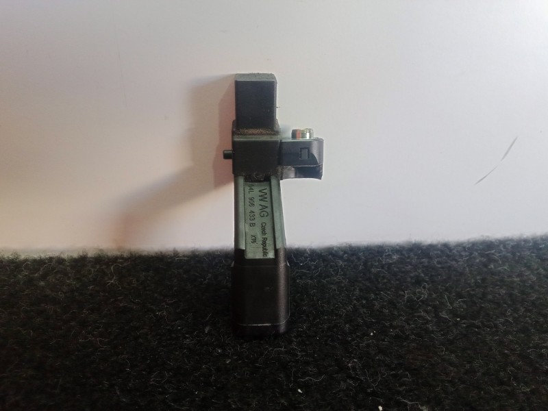 Recambio de sensor para skoda fabia combi 1.4 tdi dpf referencia OEM IAM 04L906433B  
