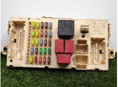 Recambio de caja reles / fusibles para fiat stilo (192) 1.9 8v jtd cat referencia OEM IAM 51759305  