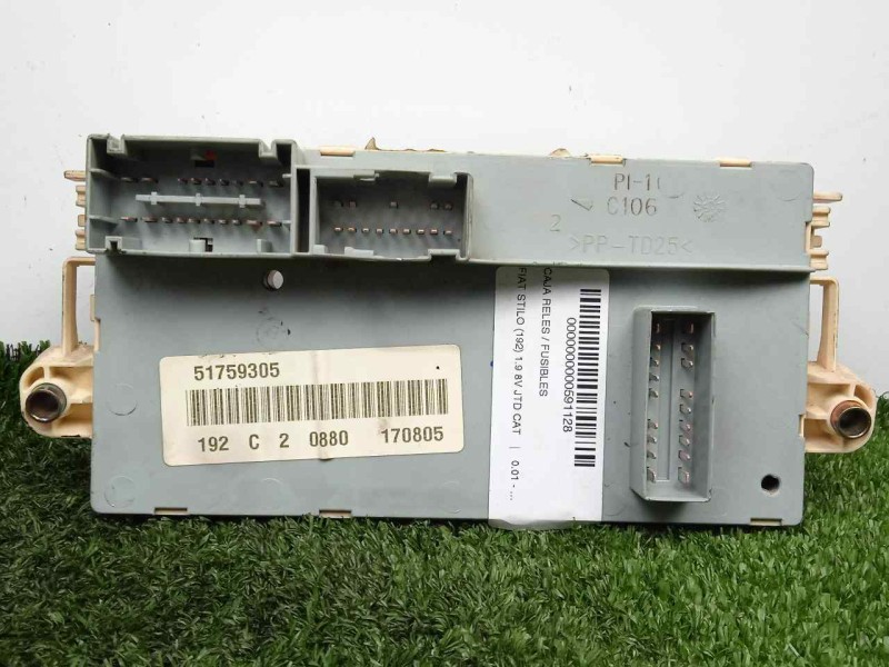 Recambio de caja reles / fusibles para fiat stilo (192) 1.9 8v jtd cat referencia OEM IAM 51759305  