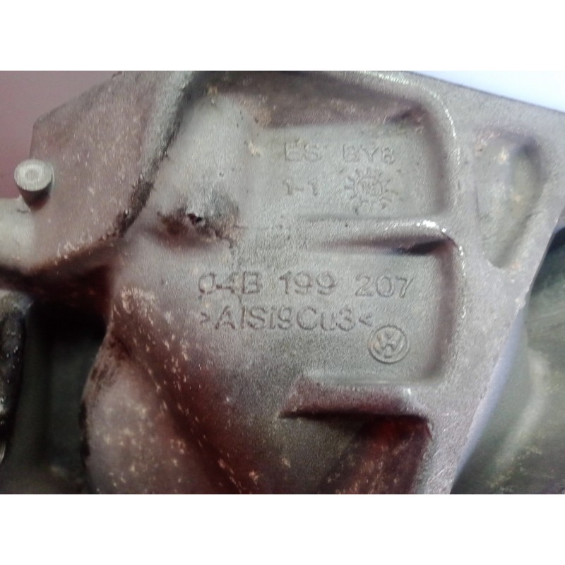 Recambio de soporte motor para skoda fabia combi 1.4 tdi dpf referencia OEM IAM 04B199207  