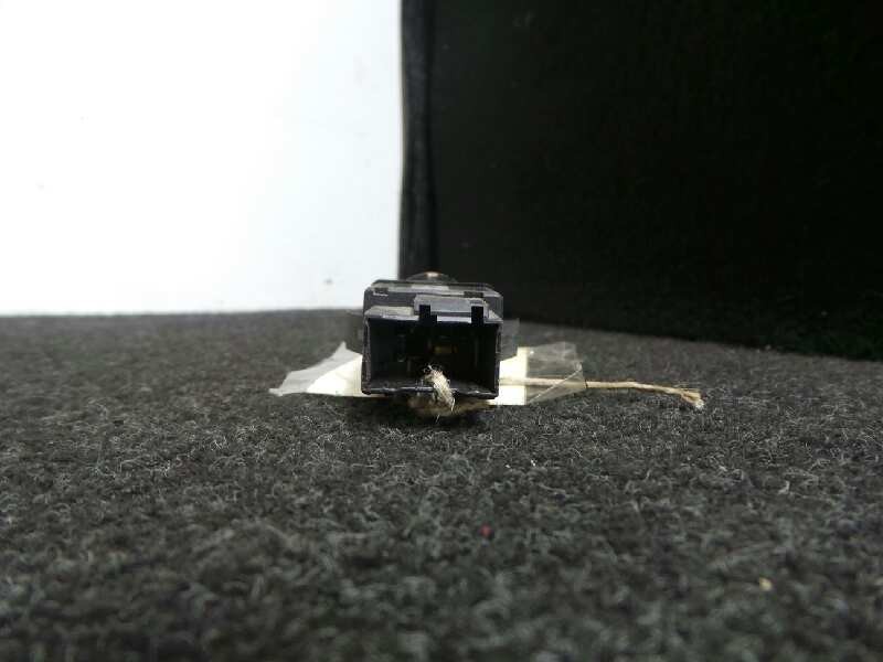 Recambio de warning para seat ibiza (6l1) 1.9 tdi referencia OEM IAM 6L1953235A  4 PINES