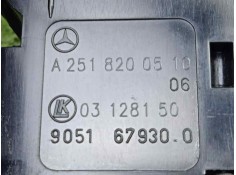 Recambio de mando elevalunas trasero derecho para mercedes-benz clase r (w251) 3.0 cdi cat referencia OEM IAM A2518200510-031281 2