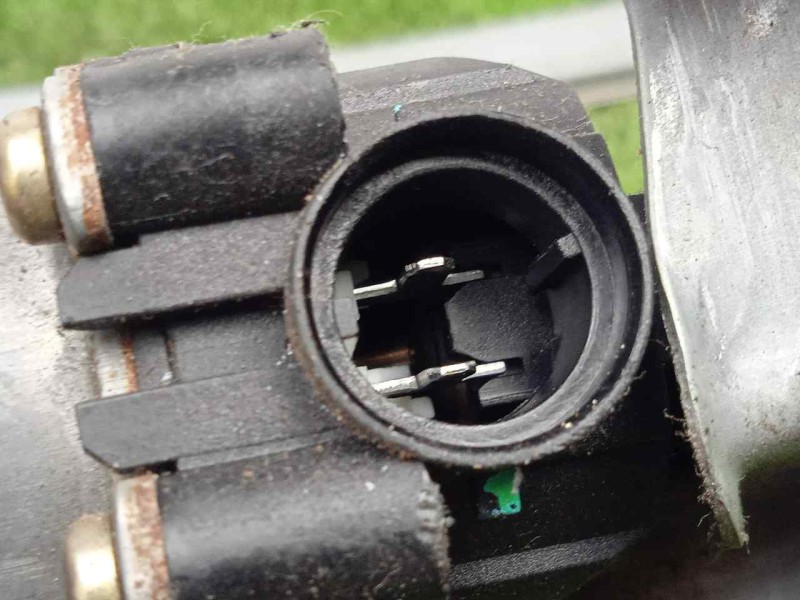 Recambio de elevalunas delantero derecho para nissan almera (n16/e) referencia OEM IAM  ELECTRICO - 2.PIN 5.PUERTAS