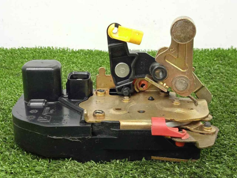 Recambio de cerradura puerta delantera derecha para chrysler voyager (rg) 2.8 crd cat referencia OEM IAM SINREFERENCIA  