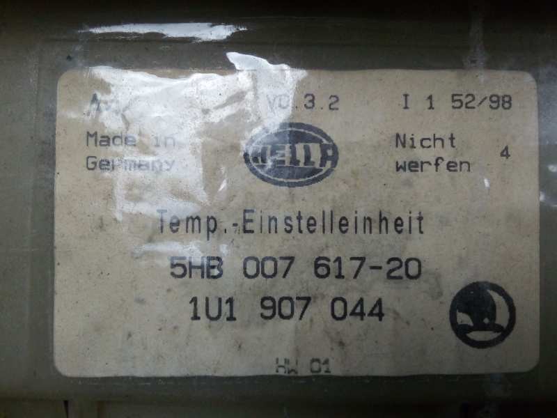 Recambio de mando climatizador para skoda octavia combi (1u5) 1.9 tdi referencia OEM IAM 5HB00761720-1U1907044  