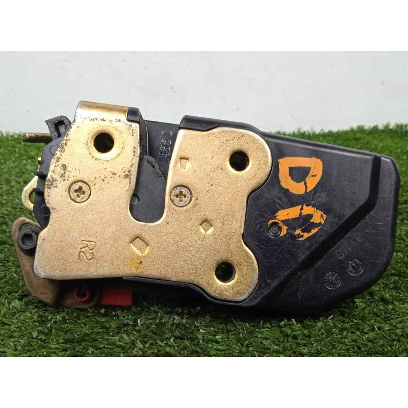 Recambio de cerradura puerta delantera derecha para chrysler voyager (rg) 2.8 crd cat referencia OEM IAM SINREFERENCIA  