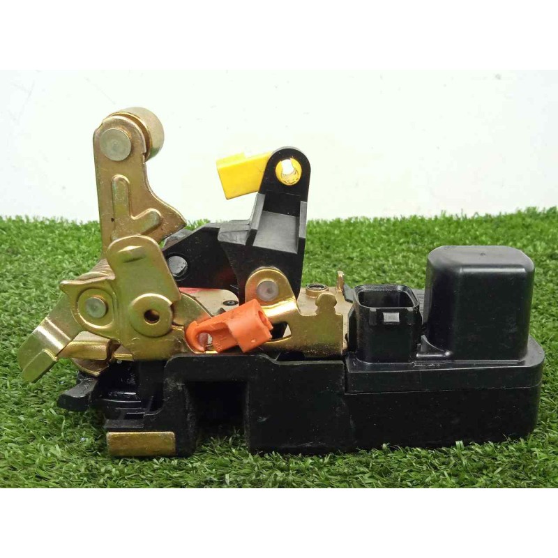 Recambio de cerradura puerta delantera derecha para chrysler voyager (rg) 2.8 crd cat referencia OEM IAM SINREFERENCIA  