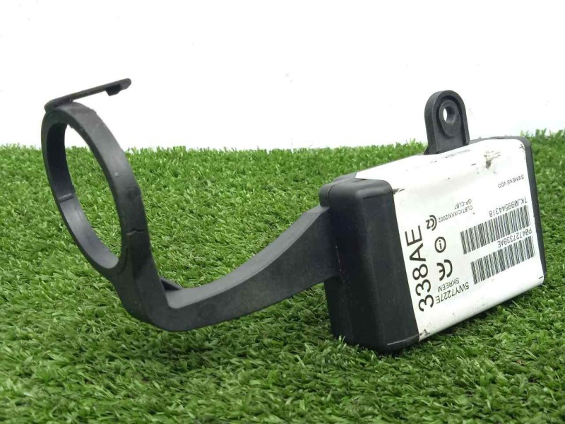 Recambio de antena para chrysler voyager (rg) 2.8 crd cat referencia OEM IAM 5WY7227E-338AE ANTENA.CONMUTADOR 