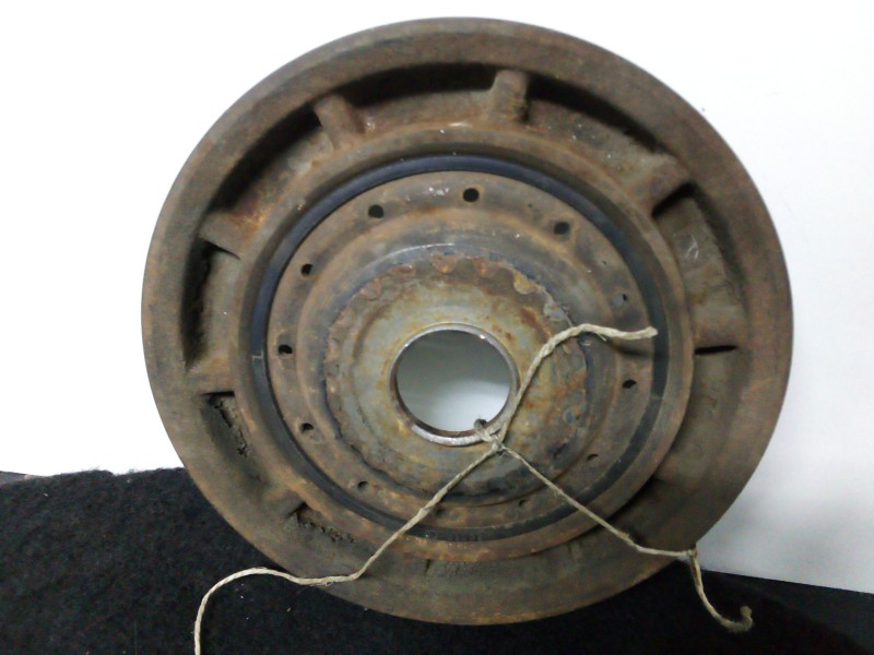 Recambio de polea cigueñal para audi 80 1.9 td referencia OEM IAM NOTIENEREFERENCIA 5.CANALES DIAMETRO: 154 MM