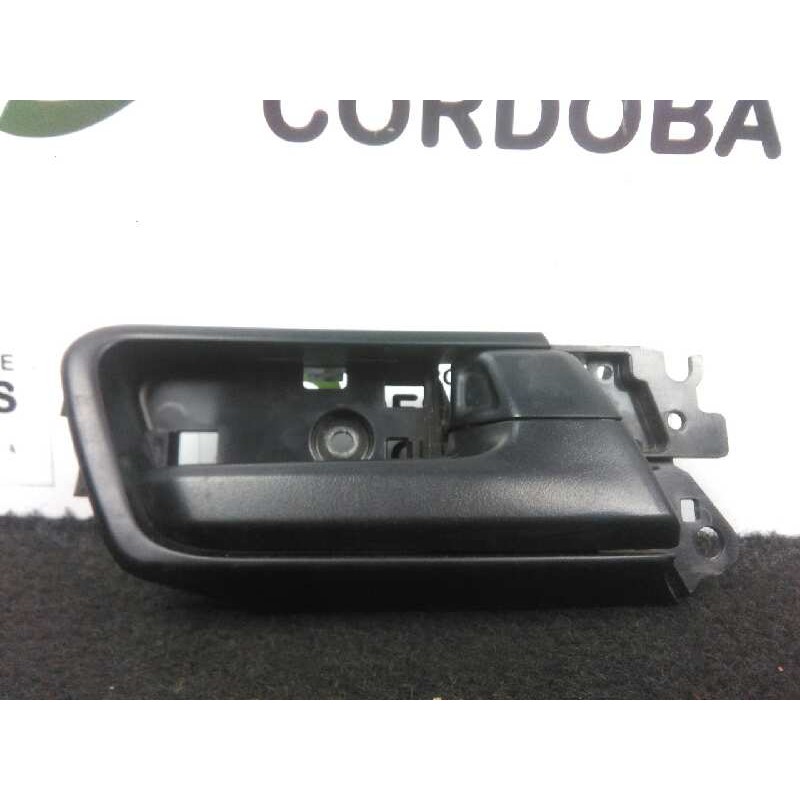 Recambio de maneta interior delantera derecha para toyota land cruiser (j15) 3.0 turbodiesel cat referencia OEM IAM   