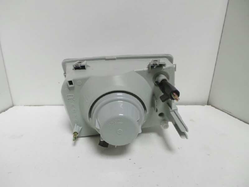 Recambio de faro derecho para renault 21 berlina (b/l48) referencia OEM IAM  21. - SIN USAR 86-89