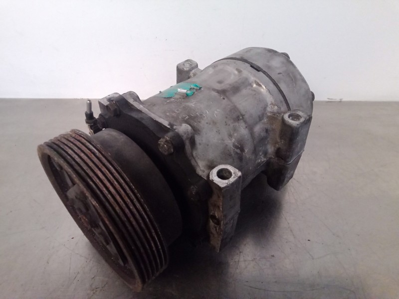 Recambio de compresor aire acondicionado para renault laguna (b56) referencia OEM IAM 8075-7700111036 SANDEN SD7H15