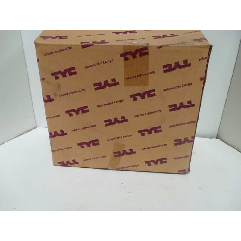 Recambio de faro derecho para renault 21 berlina (b/l48) referencia OEM IAM  21. - SIN USAR 86-89