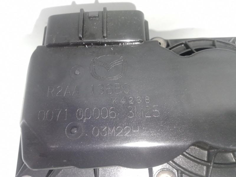 Recambio de caja mariposa para mazda 6 lim. (gh) 2.2 turbodiesel cat referencia OEM IAM R2AA136B0 6.PINES 