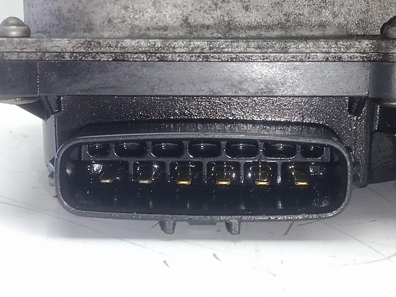 Recambio de caja mariposa para mazda 6 lim. (gh) 2.2 turbodiesel cat referencia OEM IAM R2AA136B0 6.PINES 