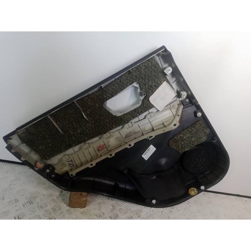 Recambio de guarnecido puerta trasera derecha para nissan qashqai (j10) 2.0 16v cat referencia OEM IAM 82910JD900  