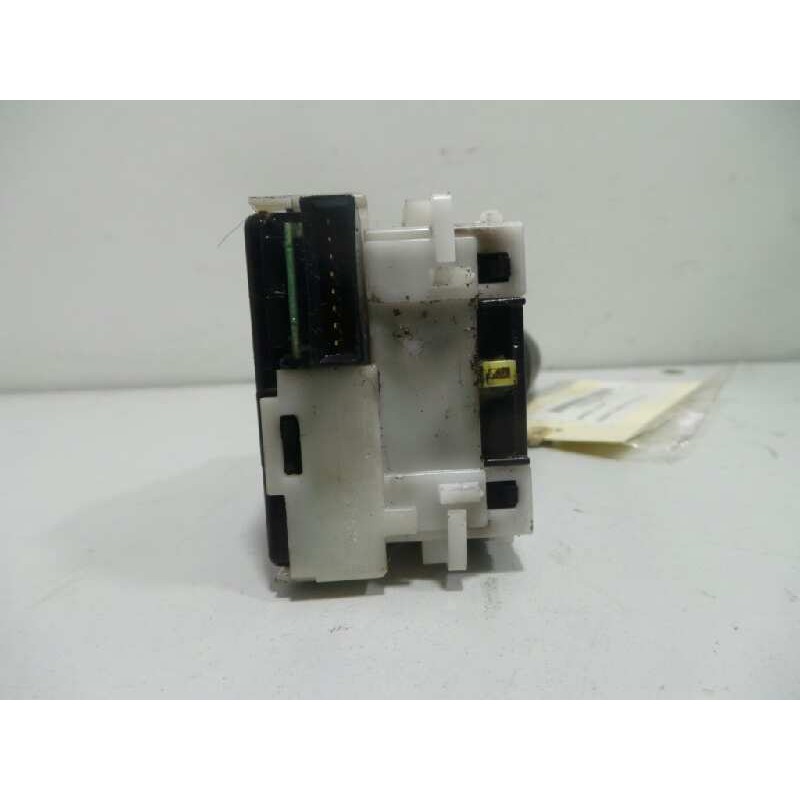 Recambio de mando luces para nissan cabstar (f24m) 2.5 d referencia OEM IAM   