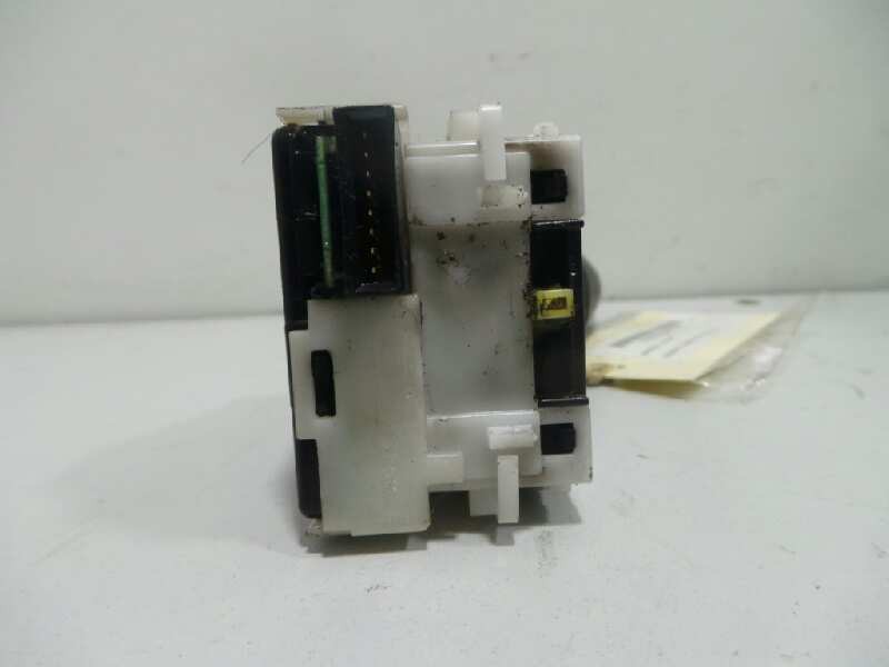 Recambio de mando luces para nissan cabstar (f24m) 2.5 d referencia OEM IAM   