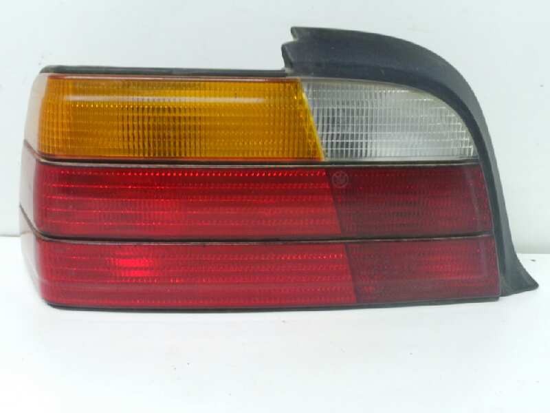 Recambio de piloto trasero izquierdo para bmw serie 3 coupe (e36) referencia OEM IAM 1387653 COUPE AMBAR